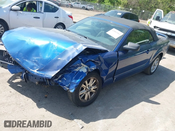 2006 Ford Mustang Standard with VIN 1ZVFT84N565105230, listed as a IAAI auction lot 42083563 with 167,265 mi miles and . Bid and sale history available at carsss.com. Image 17.