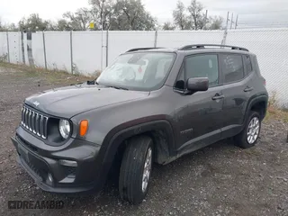 2021 Jeep Renegade Latitude with VIN ZACNJDBB0MPN10984, listed as a IAAI auction lot 40382484 with 1 mi miles. Bid and sale history available at carsss.com. Image 17.