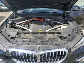 2023 BMW X5 xDrive45e with VIN 5UXTA6C06P9P54761, listed as a Copart auction lot 48167875 with 40,563 mi miles and Salvage Title. Bid and sale history available at carsss.com. Image 12.