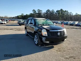 2007 Cadillac Escalade z VIN 1GYFK638X7R400611, wystawiony jako Copart lot #45345495 z przebiegiem 225 854 mil mil oraz Szkody całkowita. Historia ofert i sprzedaży dostępna na DreamBid. Obrazek 12.