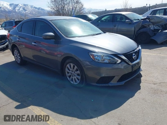 2019 Nissan Sentra SR with VIN 3N1AB7AP2KY457262, listed as a IAAI auction lot 41758326 with 57,060 mi miles. Bid and sale history available at carsss.com. Image 1.