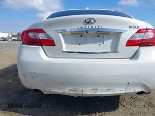 2012 Infiniti M37 with VIN JN1BY1AP6CM333466, listed as a IAAI auction lot 40723440 with 156,102 mi miles. Bid and sale history available at carsss.com. Image 17.