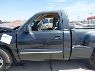 2004 Chevrolet Silverado 1500 LS with VIN 1GCEC14V54Z187746, listed as a IAAI auction lot 41831141 with 1 mi miles. Bid and sale history available at carsss.com. Image 15.