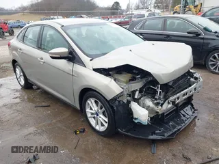 2015 Ford Focus SE with VIN 1FADP3F26FL299112, listed as a IAAI auction lot 41492446 with 57,103 mi miles. Bid and sale history available at carsss.com. Image 1.