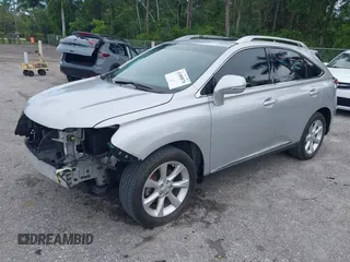 2010 Lexus RX 350 z VIN JTJZK1BA2A2400545, wystawiony jako IAAI lot #42408870 z przebiegiem 126 031 mil mil oraz . Historia ofert i sprzedaży dostępna na DreamBid. Obrazek 2.