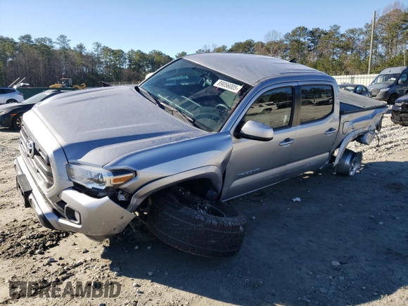 2017 Toyota Tacoma SR5 with VIN 3TMAZ5CN8HM037319, listed as a Copart auction lot 89056005 with 31,084 mi miles and Salvage Title. Bid and sale history available at DreamBid. Image 1.