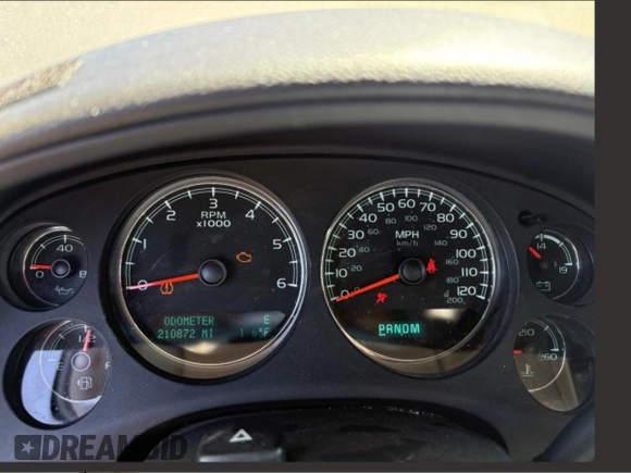 2013 GMC Yukon XL SLT with VIN 1GKS1KE09DR305240, listed as a Copart auction lot 53143565 with 210,872 mi miles and Salvage Title. Bid and sale history available at DreamBid. Image 9.