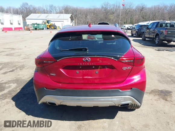 2017 Infiniti QX30 Luxury with VIN SJKCH5CR2HA021321, listed as a IAAI auction lot 41729337 with 55,486 mi miles. Bid and sale history available at carsss.com. Image 17.
