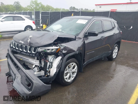 2024 Jeep Compass Latitude with VIN 3C4NJDBNXRT120438, listed as a IAAI auction lot 41972886 with 10,133 mi miles. Bid and sale history available at carsss.com. Image 17.