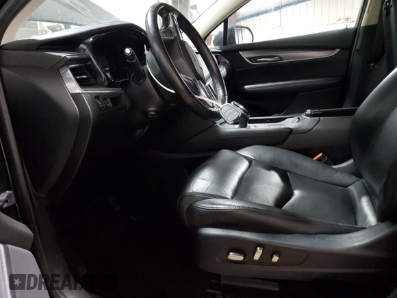 2019 Cadillac XT5 Luxury AWD z VIN 1GYKNDRSXKZ163902, wystawiony jako Copart lot #47967495 z przebiegiem 72 845 mil mil oraz Szkoda całkowita • Salvage title. Historia ofert i sprzedaży dostępna na DreamBid. Obrazek 7.