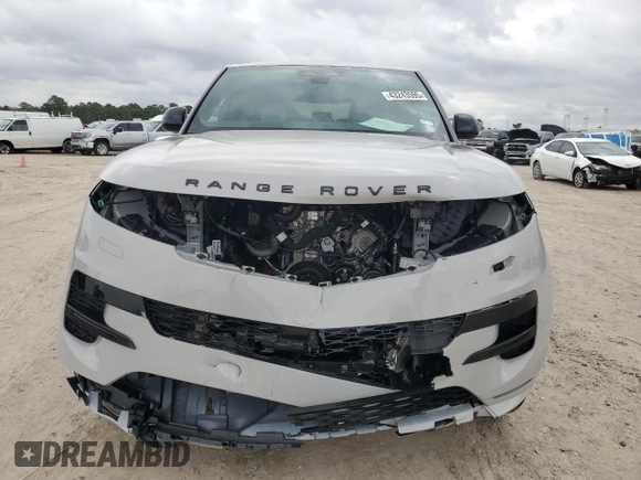 2024 Land Rover Range Rover Sport Dynamic SE with VIN SAL1L9FU3RA414870, listed as a Copart auction lot 43243595 with 1,808 mi miles and Salvage Title. Bid and sale history available at DreamBid. Image 5.