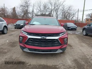 2024 Chevrolet Blazer LT z VIN 3GNKBCR48RS255972, wystawiony jako IAAI lot #41461480 z przebiegiem 8 870 mil mil oraz . Historia ofert i sprzedaży dostępna na DreamBid. Obrazek 12.