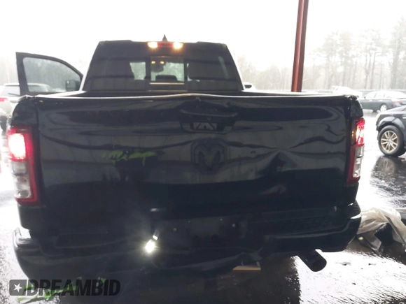 2021 Ram 1500 Big Horn с VIN 1C6SRFBT4MN727666, выставлен на аукционе IAAI как лот 41052455 с пробегом 46 236 миль миль и . История ставок и продаж доступна на DreamBid. Изображение 6.