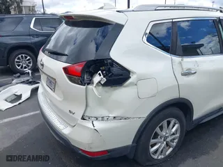 2017 Nissan Rogue S with VIN 5N1AT2MTXHC821253, listed as a IAAI auction lot 41769091 with 88,770 mi miles. Bid and sale history available at carsss.com. Image 12.