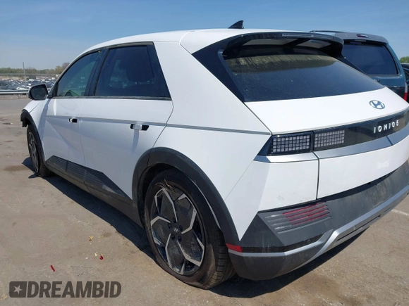 2024 Hyundai Ioniq 5 SE z VIN KM8KM4DE8RU300381, wystawiony jako IAAI lot #41907767 z przebiegiem 17 452 mil mil oraz . Historia ofert i sprzedaży dostępna na DreamBid. Obrazek 3.
