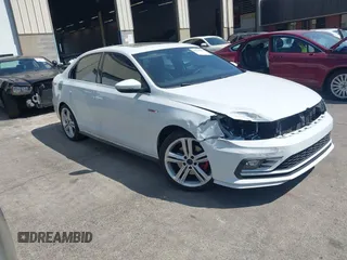 2017 Volkswagen Jetta GLI z VIN 3VW4T7AJ3HM359115, wystawiony jako IAAI lot #42520419 z przebiegiem Nie podano mil oraz . Historia ofert i sprzedaży dostępna na DreamBid. Obrazek 1.
