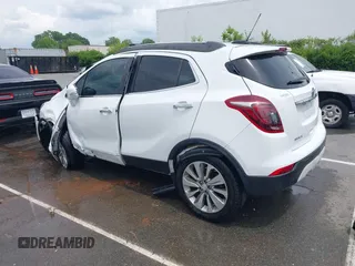 2017 Buick Encore Preferred z VIN KL4CJASB7HB000764, wystawiony jako IAAI lot #42379268 z przebiegiem Nie podano mil oraz . Historia ofert i sprzedaży dostępna na DreamBid. Obrazek 3.
