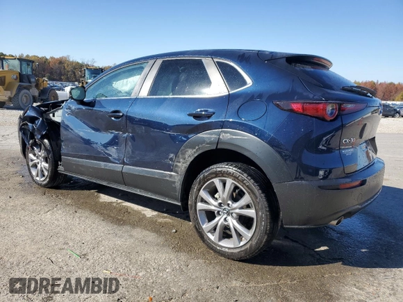 2021 Mazda CX-30 Preferred with VIN 3MVDMACL0MM271207, listed as a Copart auction lot 82536034 with 36,200 mi miles and Salvage Title. Bid and sale history available at DreamBid. Image 2.