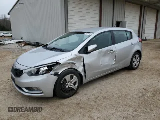 2016 Kia Forte LX z VIN KNAFK5A85G5547894, wystawiony jako Copart lot #47488815 z przebiegiem 117 914 mil mil oraz Szkoda całkowita • Salvage title. Historia ofert i sprzedaży dostępna na DreamBid. Obrazek 1.