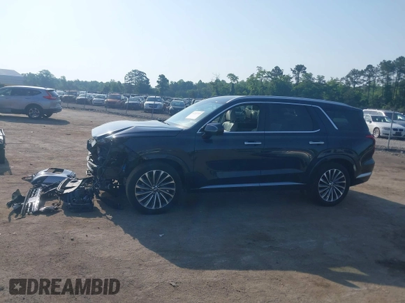 2024 Hyundai Palisade Calligraphy z VIN KM8R7DGE8RU690142, wystawiony jako IAAI lot #42287215 z przebiegiem 28 603 mil mil oraz . Historia ofert i sprzedaży dostępna na DreamBid. Obrazek 15.