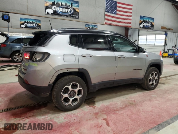 2022 Jeep Compass Trailhawk z VIN 3C4NJDDBXNT146535, wystawiony jako Copart lot #52873595 z przebiegiem 21 513 mil mil oraz Szkoda całkowita • Salvage title. Historia ofert i sprzedaży dostępna na DreamBid. Obrazek 3.