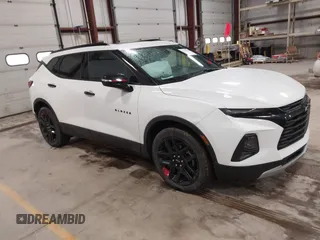 2022 Chevrolet Blazer LT z VIN 3GNKBJRS0NS180956, wystawiony jako IAAI lot #41734343 z przebiegiem 66 226 mil mil oraz . Historia ofert i sprzedaży dostępna na DreamBid. Obrazek 1.