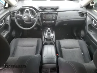 2017 Nissan Rogue S z VIN JN8AT2MTXHW135639, wystawiony jako Copart lot #55834815 z przebiegiem 145 571 mil mil oraz Szkoda całkowita • Salvage title. Historia ofert i sprzedaży dostępna na DreamBid. Obrazek 8.