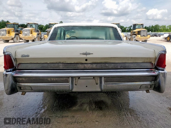 1964 Lincoln Continental z VIN 4Y82N417604, wystawiony jako Copart lot #58056575 z przebiegiem 37 412 mil mil oraz Szkoda całkowita • Salvage title. Historia ofert i sprzedaży dostępna na DreamBid. Obrazek 6.