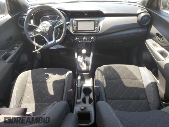2020 Nissan Kicks S with VIN 3N1CP5BV2LL550115, listed as a Copart auction lot 52323445 with 38,984 mi miles and Salvage Title. Bid and sale history available at carsss.com. Image 8.