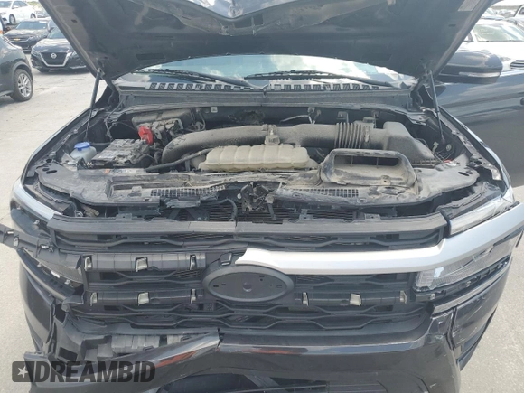 2022 Ford Expedition XLT with VIN 1FMJU1HT0NEA56894, listed as a Copart auction lot 63806955 with 23,697 mi miles and Clean title. Bid and sale history available at DreamBid. Image 12.
