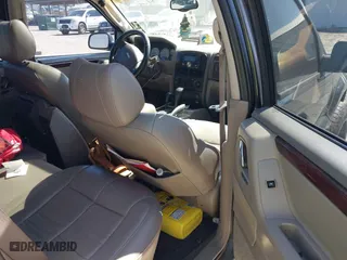 2002 Jeep Grand Cherokee Limited with VIN 1J4GW58N62C308103, listed as a IAAI auction lot 41760396 with 247,152 mi miles. Bid and sale history available at carsss.com. Image 8.