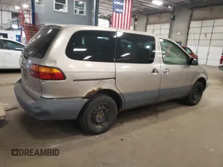 2000 Toyota Sienna CE with VIN 4T3GF19C1YU226507, listed as a Copart auction lot 49090765 with 116,019 mi miles and Clean Title. Bid and sale history available at carsss.com. Image 3.