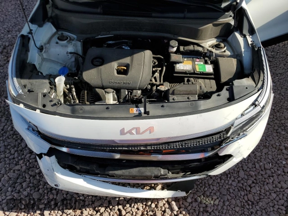 2022 Kia Seltos S with VIN KNDEU2AA4N7305576, listed as a Copart auction lot 52781825 with 75,133 mi miles and Salvage title. Bid and sale history available at DreamBid. Image 12.