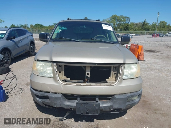 2005 Ford Expedition Special Service with VIN 1FMPU16525LB02834, listed as a IAAI auction lot 42054876 with 105,577 mi miles and . Bid and sale history available at DreamBid. Image 12.
