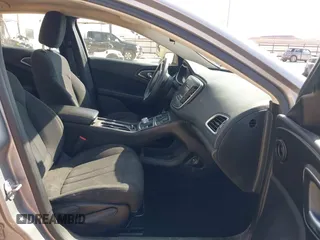 2015 Chrysler 200 Limited with VIN 1C3CCCABXFN621784, listed as a IAAI auction lot 41914473 with 117,313 mi miles. Bid and sale history available at carsss.com. Image 5.