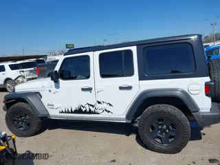 2018 Jeep Wrangler Unlimited Sport S with VIN 1C4HJXDG0JW140869, listed as a IAAI auction lot 41623256 with 112,197 mi miles. Bid and sale history available at carsss.com. Image 15.