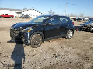2019 Nissan Kicks S with VIN 3N1CP5CU8KL519312, listed as a Copart auction lot 48526395 with 43,707 mi miles and Salvage Title. Bid and sale history available at carsss.com. Image 1.