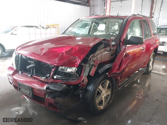 2006 Chevrolet TrailBlazer LS with VIN 1GNDT13S562295855, listed as a IAAI auction lot 41157184 with 242,421 mi miles. Bid and sale history available at carsss.com. Image 18.