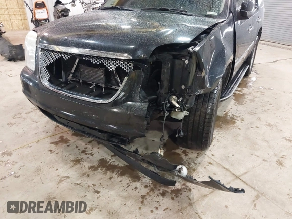 2013 GMC Yukon Denali with VIN 1GKS2EEF5DR111548, listed as a IAAI auction lot 41730102 with 174,312 mi miles. Bid and sale history available at carsss.com. Image 6.
