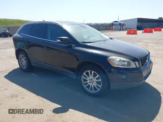 2010 Volvo XC60 3.0T with VIN YV4992DZ8A2022087, listed as a IAAI auction lot 42032484 with 162,246 mi miles. Bid and sale history available at carsss.com. Image 1.