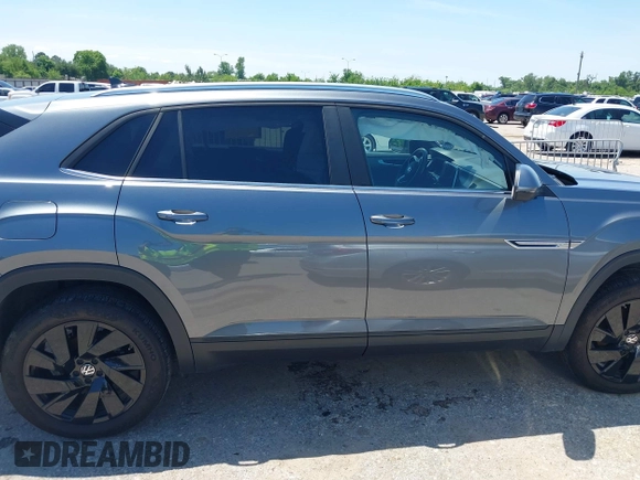 2024 Volkswagen Atlas SE z VIN 1V2JE2CA2RC217260, wystawiony jako IAAI lot #42178259 z przebiegiem 30 640 mil mil oraz . Historia ofert i sprzedaży dostępna na DreamBid. Obrazek 13.