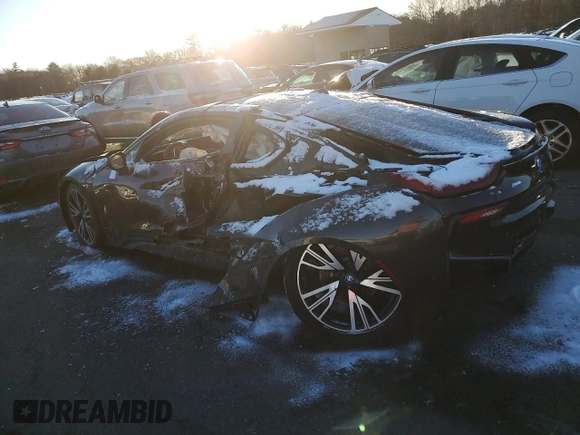 2015 BMW i8 z VIN WBY2Z2C57FV392308, wystawiony jako Copart lot #85937334 z przebiegiem Nie podano mil oraz Szkoda całkowita • Salvage title. Historia ofert i sprzedaży dostępna na DreamBid. Obrazek 2.