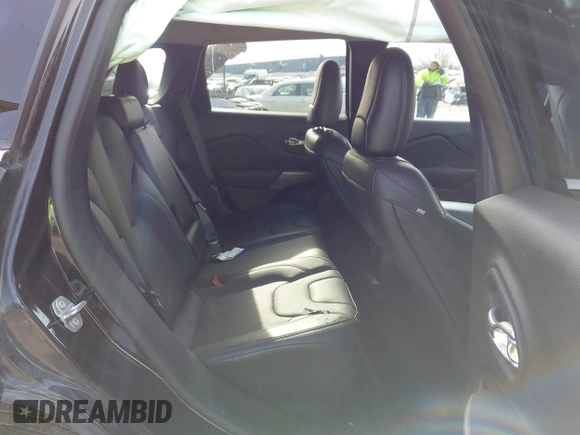 2021 Jeep Cherokee Latitude Lux with VIN 1C4PJMMX1MD216254, listed as a IAAI auction lot 41947214 with 35,445 mi miles and . Bid and sale history available at DreamBid. Image 8.