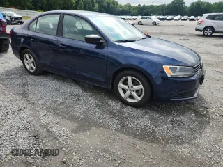 2014 Volkswagen Jetta TDI w/Premium/Nav z VIN 3VWLL7AJ8EM284760, wystawiony jako Copart lot #56986005 z przebiegiem 48 253 mil mil oraz Szkoda całkowita • Salvage title. Historia ofert i sprzedaży dostępna na DreamBid. Obrazek 4.