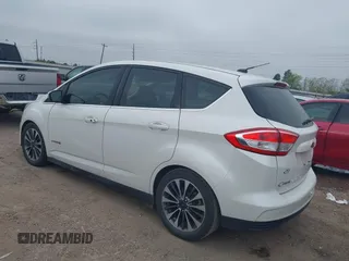 2018 Ford C-Max Titanium with VIN 1FADP5DUXJL104279, listed as a IAAI auction lot 41882275 with 55,137 mi miles and . Bid and sale history available at DreamBid. Image 3.