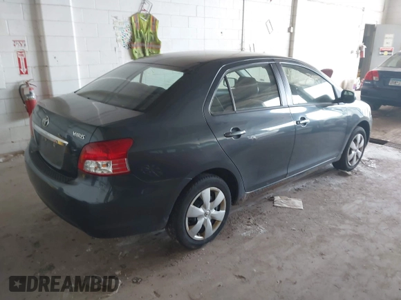 2008 Toyota Yaris z VIN JTDBT923781204344, wystawiony jako IAAI lot #42307994 z przebiegiem 354 188 mil mil oraz . Historia ofert i sprzedaży dostępna na DreamBid. Obrazek 4.