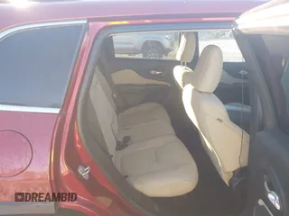 2016 Jeep Cherokee Latitude with VIN 1C4PJMCB2GW153972, listed as a IAAI auction lot 40579489 with 130,176 mi miles. Bid and sale history available at carsss.com. Image 8.
