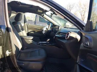 2025 Chevrolet Trax 2RS with VIN KL77LJEP7SC007138, listed as a IAAI auction lot 40806554 with 4,253 mi miles. Bid and sale history available at carsss.com. Image 5.