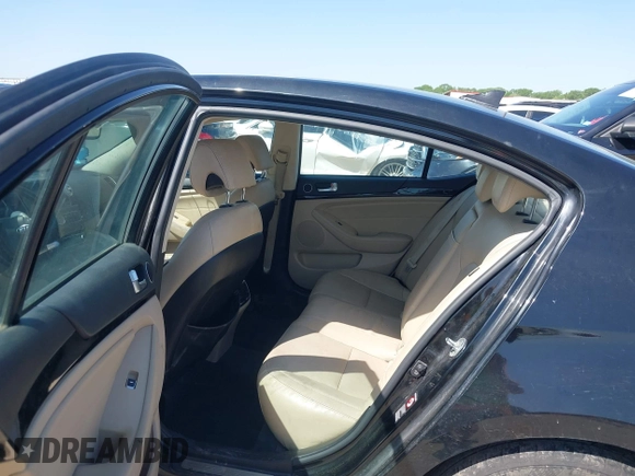 2014 Kia Cadenza Limited with VIN KNALN4D76E5140509, listed as a IAAI auction lot 42013923 with 168,680 mi miles. Bid and sale history available at carsss.com. Image 8.