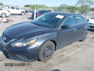 2016 Nissan Altima S z VIN 1N4AL3AP9GC121181, wystawiony jako IAAI lot #42227421 z przebiegiem 135 545 mil mil oraz . Historia ofert i sprzedaży dostępna na DreamBid. Obrazek 17.